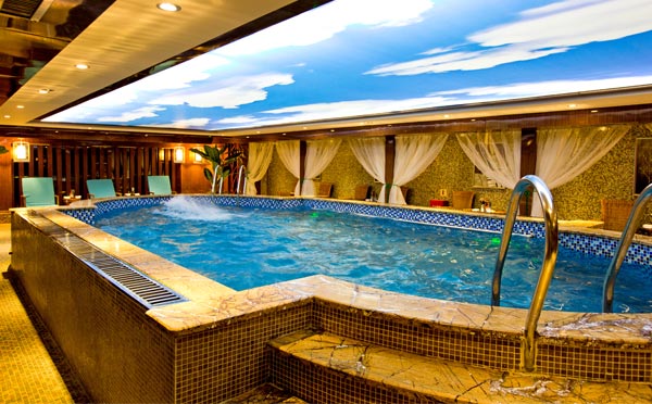 總統(tǒng)8號游輪游泳池